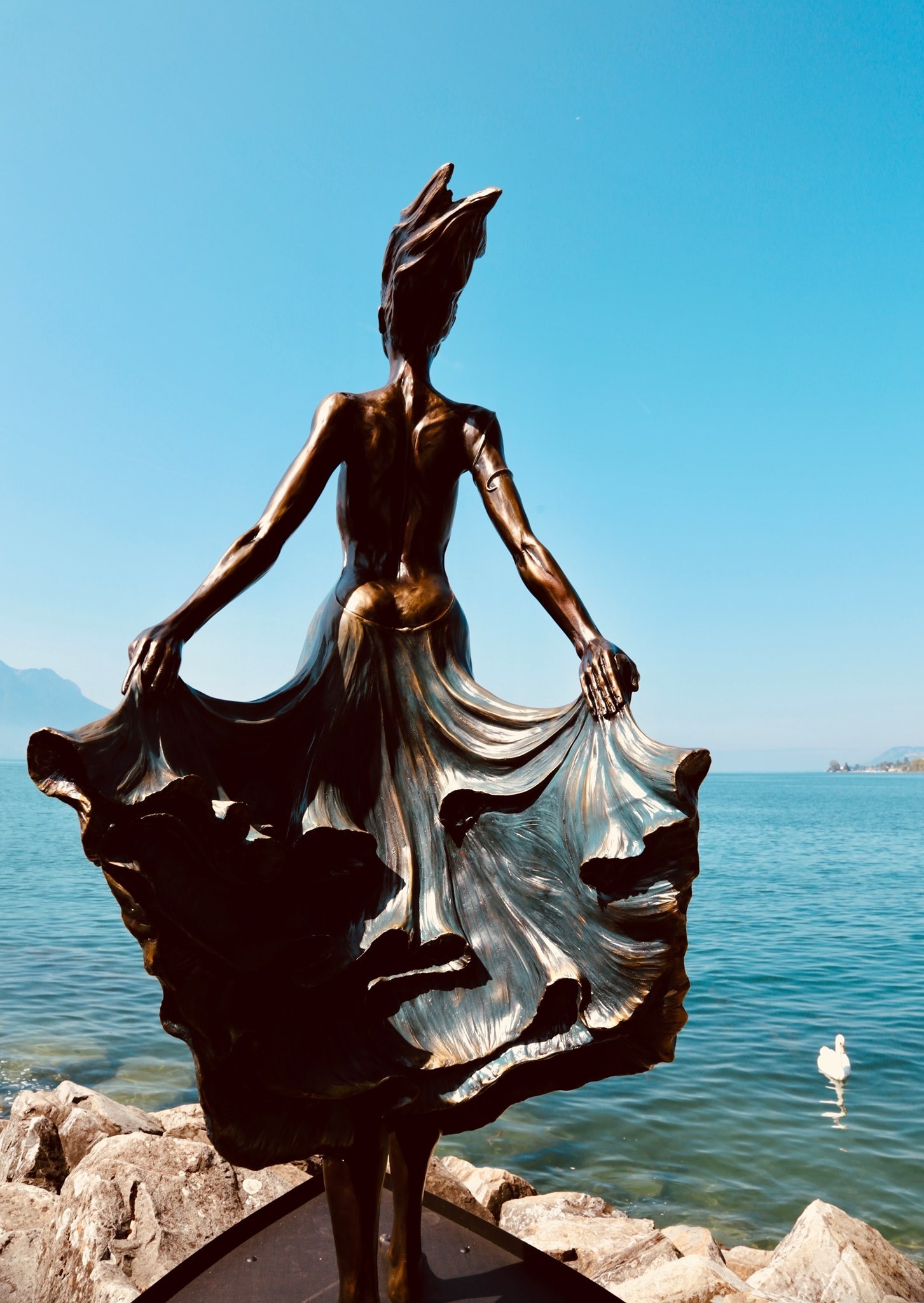 Venilia - scuplture monumentale - Sara.H