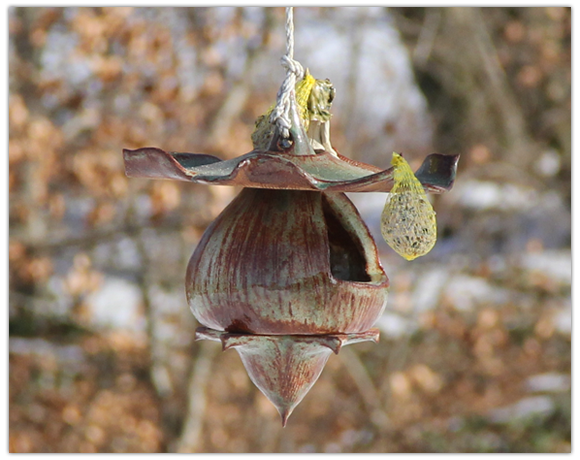 Mangeoire à oiseau en céramique