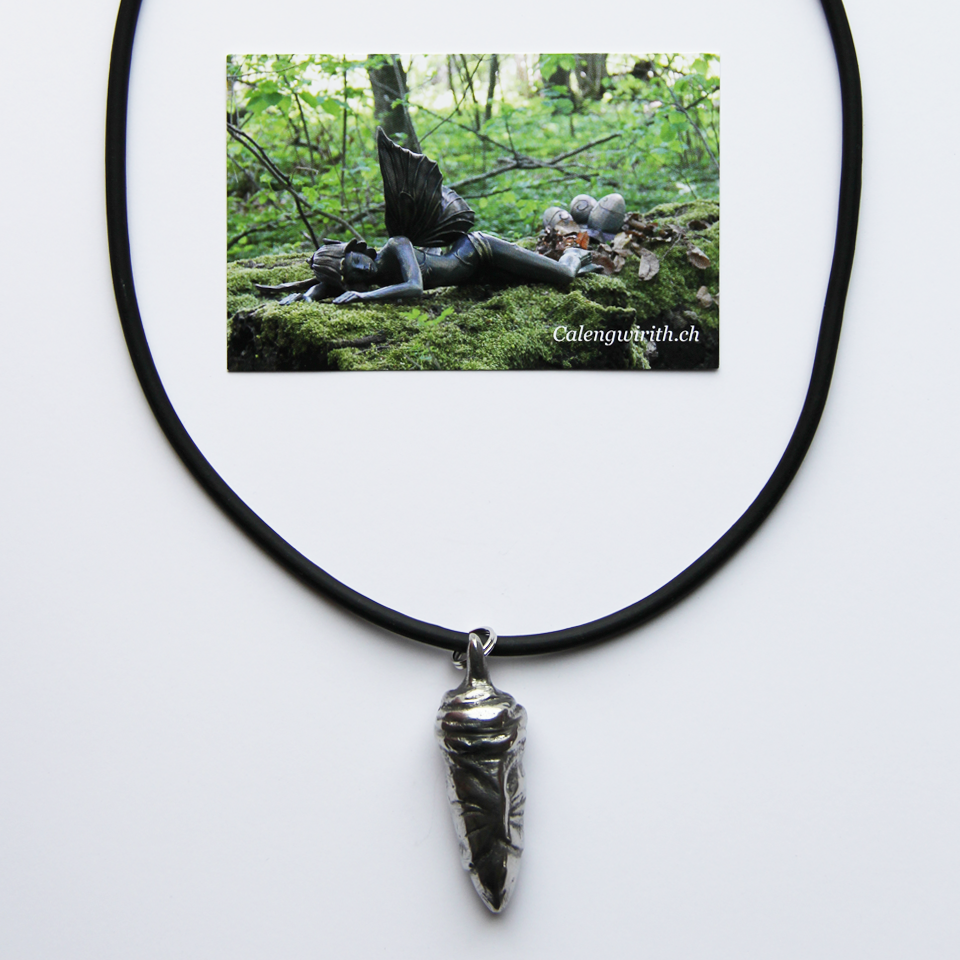 Pendentif Ealacil